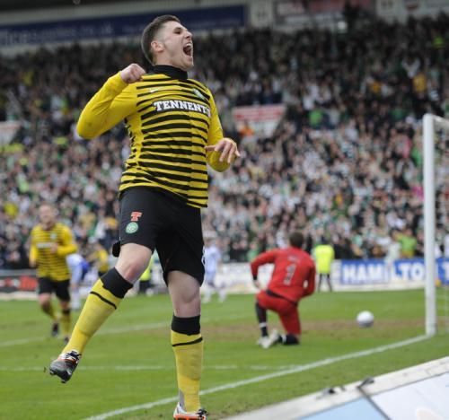 2012-04-07t130146z_01_crc01_rtridsp_3_soccer-europe-scotland_reuters