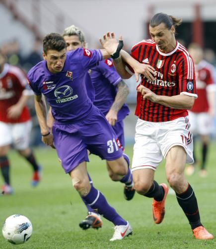 2012-04-07t142850z_01_aga108_rtridsp_3_soccer-italy_reuters