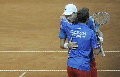 ستيبانيك وبيرديتش يشكلان منتخب االتشيك بمفردهما 