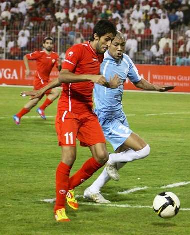 اسماعيل عبداللطيف افتتح ثلاثية المحرق 