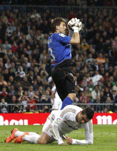 20120408-634695252847112203_efe