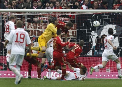 2012-04-07t154947z_01_reh10_rtridsp_3_soccer_reuters