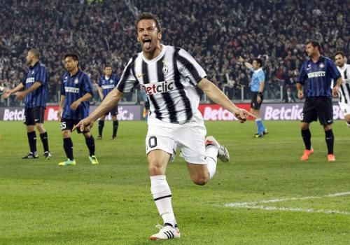 أسطورة اليوفي