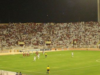 صورة للجماهير العمانية في مبارة الامارات في تصفيات كأس اسيا الماضية .