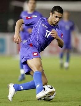 بدر المطوع احرز التعادل للكويت 