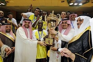 الأمير نواف بن فيصل يتوج أحد بكأس الدوري 