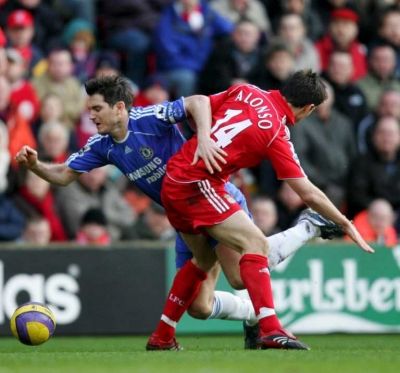 ليفربول يقلص أمال تشيلسي في الحفاظ على لقب الدوري الانجليزي