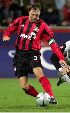 يينز نوفوتني