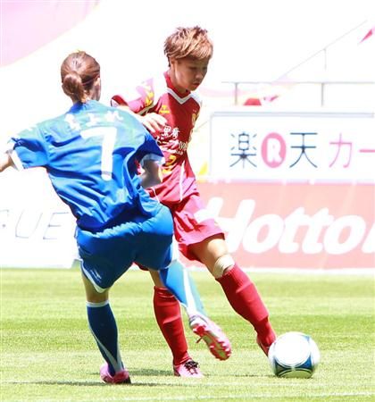 من مباراة فريقي إناك ليونيسا وآس اليفين ساياما