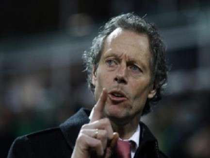 ميشيل برودوم مدرب الشباب السعودى