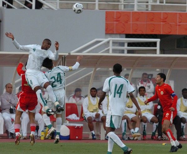 من مباراة البحرين والسعودية
