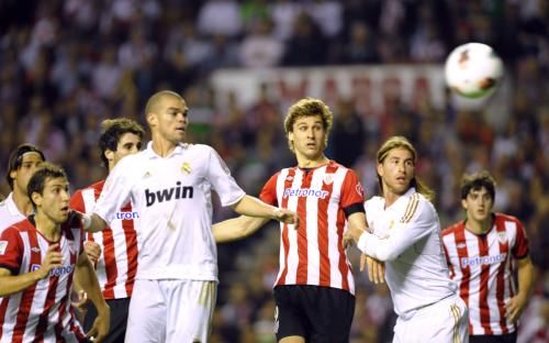 2012-05-02t211426z_01_vpw06_rtridsp_3_soccer-spain_reuters
