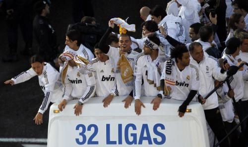 2012-05-03t190757z_01_svp03_rtridsp_3_soccer-spain-real-celebration_reuters