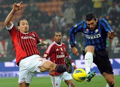 لقطة من لقاء سابق بين الانتر وميلان