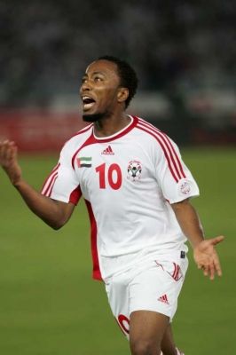 اسماعيل مطر أفضل لاعب وهداف البطولة 