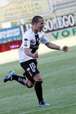 جوفينكو مسجل الهدف الأول لبارما