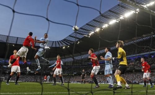 2012-04-30t204909z_01_dst16_rtridsp_3_soccer-england_reuters