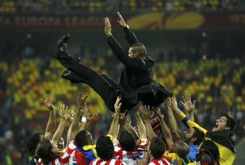 2012-05-09t212711z_01_uel442_rtridsp_3_soccer-europa_reuters