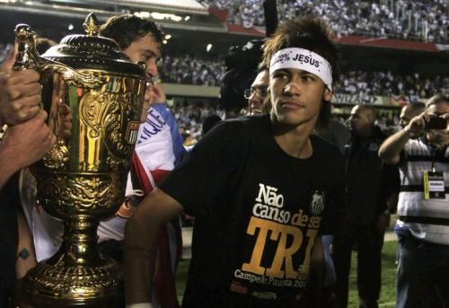 2012-05-13t215106z_01_nac07_rtridsp_3_soccer-latam_reuters