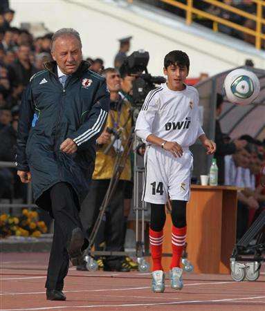 البيرتو زاكيروني