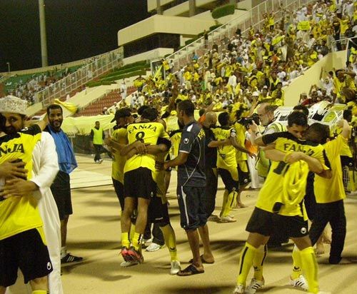 فرحة اللاعبين بالفوز