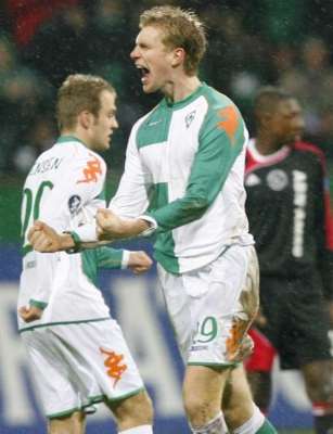 فرحة لاعبي بريمن باحد الاهداف