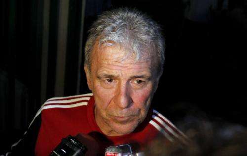 2012-01-26t013518z_01_afr121_rtridsp_3_soccer-nations_reuters