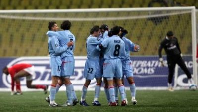 فرحة لاعبي سلتا فيغو بعد تسجيل الهدف .