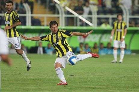 emre-belozoglu-01