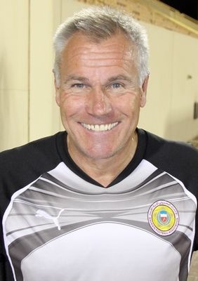 بيتر تايلور مدرب البحرين