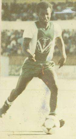 الأب الروحي لنادي النصر الليبي فوزي العيساوي