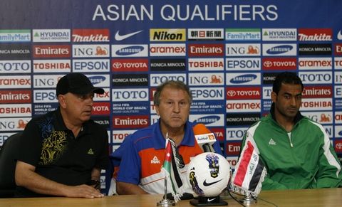 زيكو يتحدث في المؤتمر الصحفي 