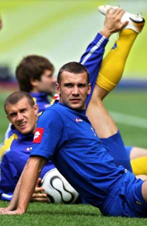 2006-06-22t151754z_01_wcdsb11_rtridsp_2_sport-soccer-world