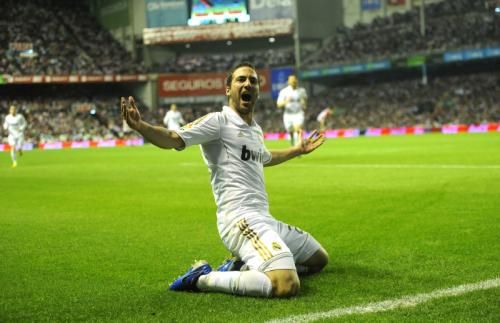 2012-05-02t203438z_01_foz05_rtridsp_3_soccer-spain_reuters