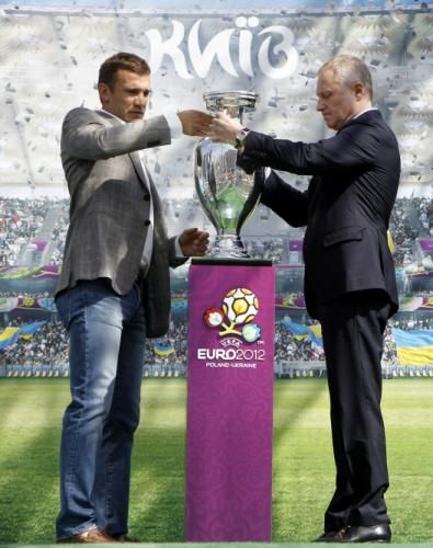 2012-05-11t152102z_01_kie119_rtridsp_3_soccer-euro_reuters