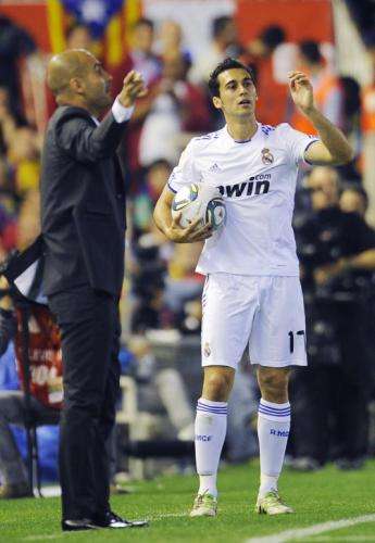 2011-04-202011-04-20t202455z_01_bar09_rtridsp_3_soccer-spain-cup_reuters