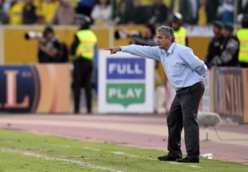 رينالدو رويدا المدير الفني 'الكولومبي' للمنتخب الاكوادوري
