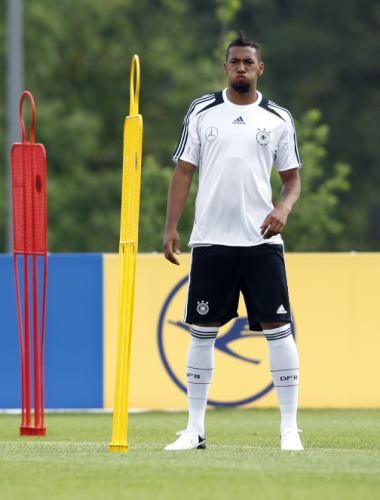 2012-05-28t223343z_01_ina36_rtridsp_3_soccer-euro-germany_reuters