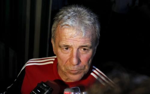 2012-01-26t013518z_01_afr121_rtridsp_3_soccer-nations_reuters