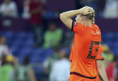 2012-06-09t181434z_01_zig19_rtridsp_3_soccer-euro_reuters