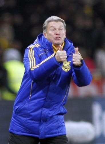 2011-11-11t231635z_01_kie20_rtridsp_3_soccer-friendly_reuters