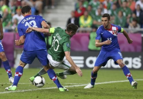 2012-06-10t202054z_01_aa82_rtridsp_3_soccer-euro_reuters