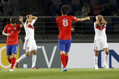 حزن لبناني وفرحة كورية عقب المباراة