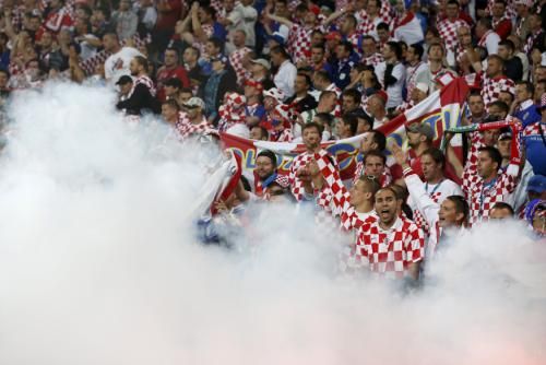 2012-06-10t195158z_01_dzl81_rtridsp_3_soccer-euro_reuters