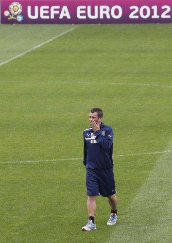 2012-06-11t153926z_01_aa58_rtridsp_3_soccer-euro_reuters