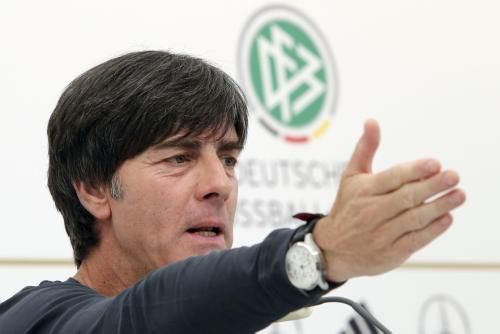2012-06-11t123320z_01_aa33_rtridsp_3_soccer-euro_reuters