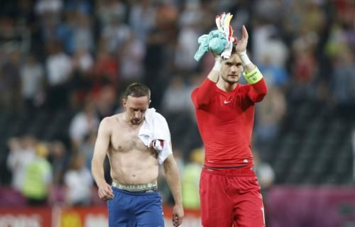 2012-06-11t180452z_01_cvi141_rtridsp_3_soccer-euro_reuters