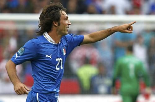 2012-06-14t165107z_01_imp28_rtridsp_3_soccer-euro_reuters