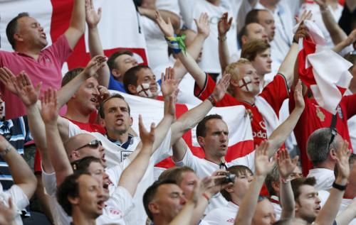2012-06-11t160232z_01_ink05_rtridsp_3_soccer-euro_reuters