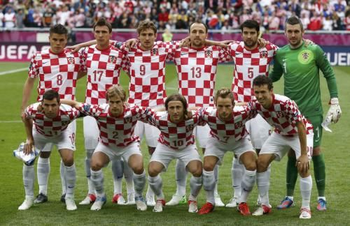2012-06-14t160505z_01_stn110_rtridsp_3_soccer-euro_reuters